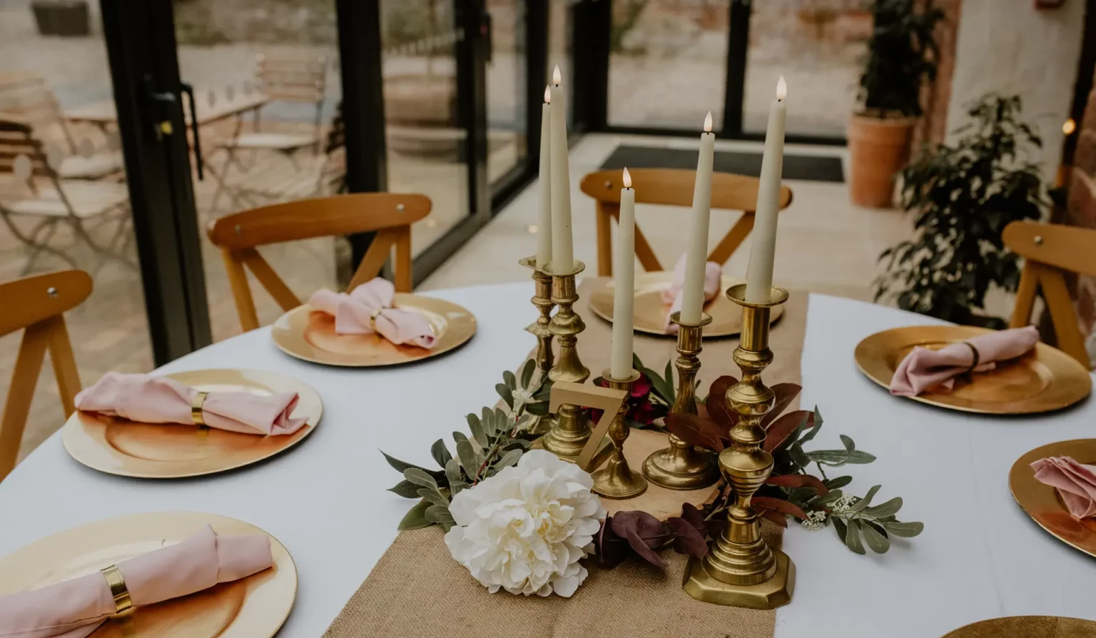 Curradine Barns wedding breakfast decor