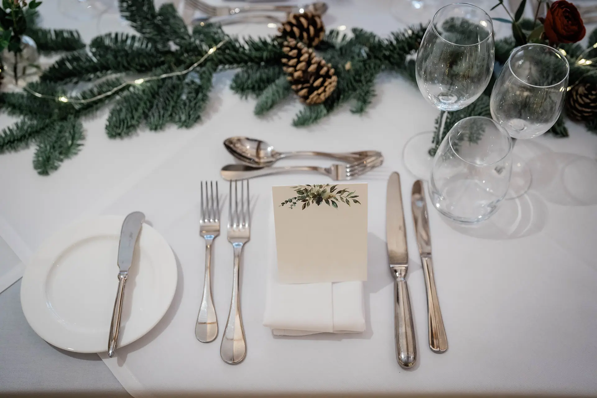 festive table scape at curradine barns