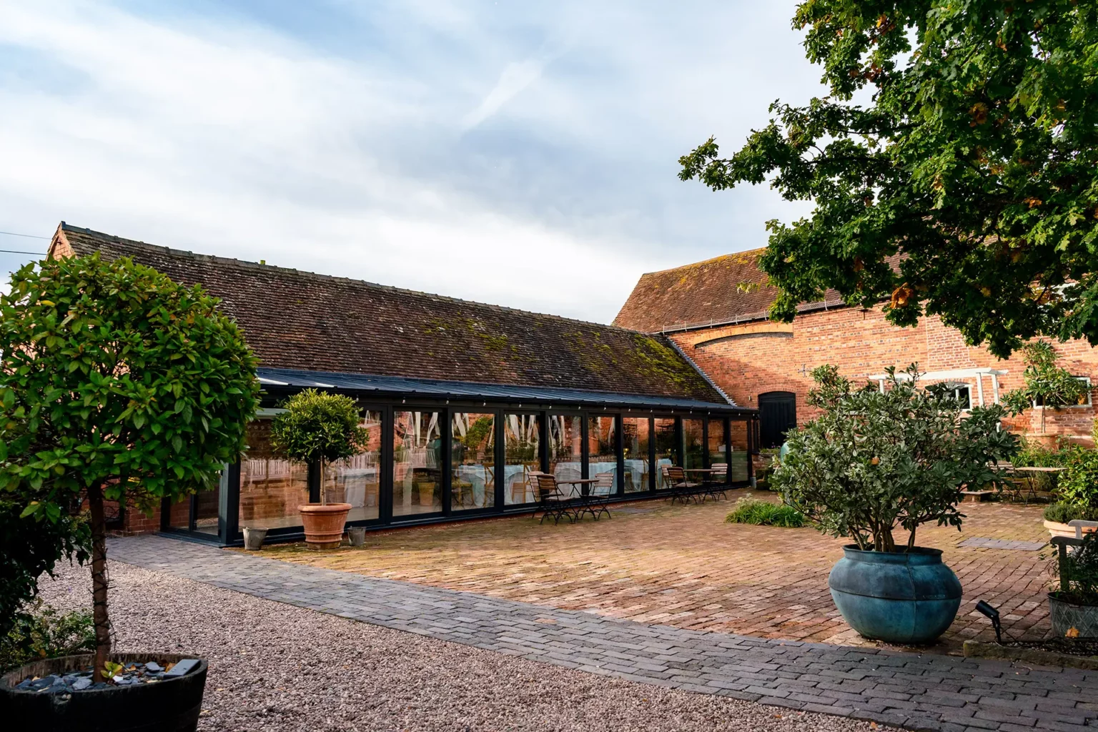 curradine barns courtyard